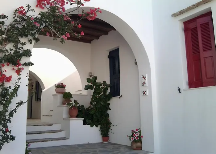 Elisso's Philoxenia Aparthotel