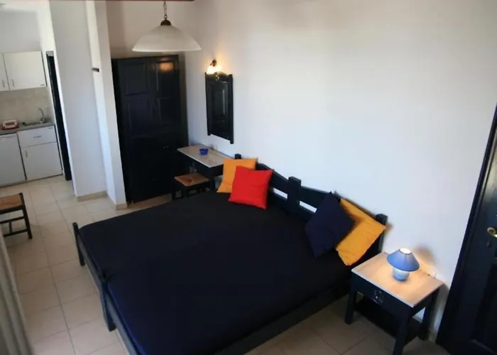 Elisso's Philoxenia Aparthotel 3*